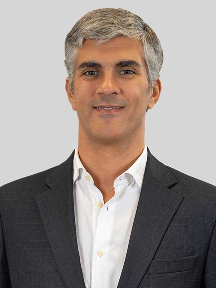 Luís Castro part of the executive team